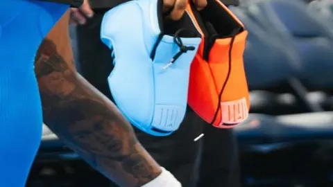 津媒报道：科尔多瓦骨折排除，韧带伤情待查